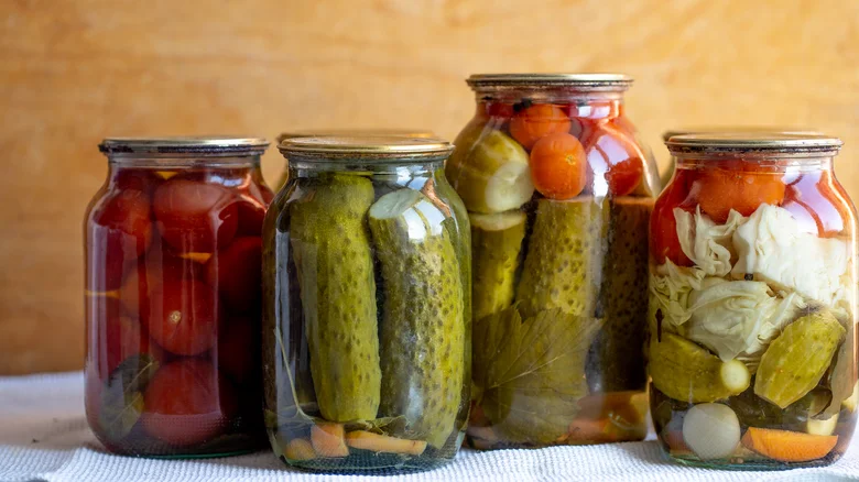 Canned Fruits & Sauces